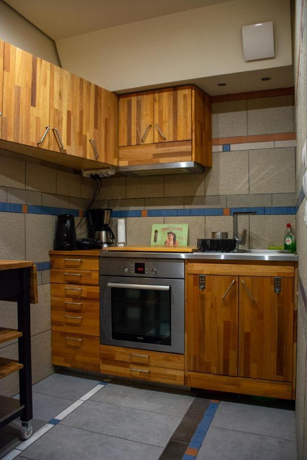 Handcrafted Unique Flat, 200M From The Acropolis 雅典 外观 照片